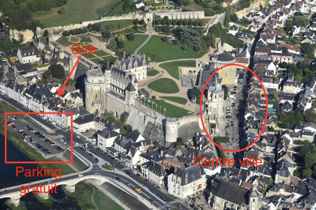 En Plein Coeur : Charmant Gite Centre Amboise Exteriör bild